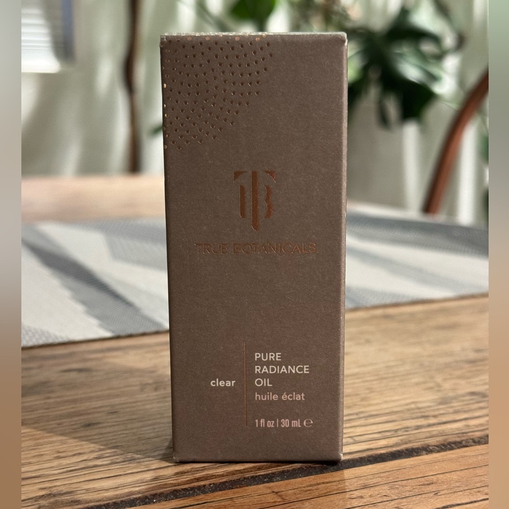 True Botanicals Pure Radiance Oil Clear NIB 1 fl oz